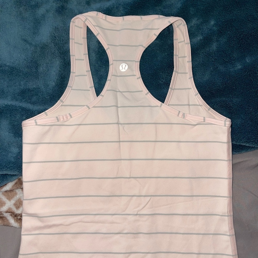Lululemon tank top
